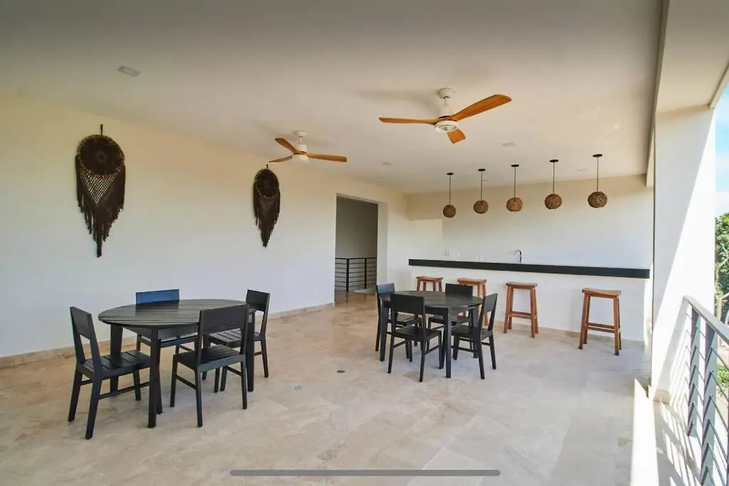 Sherlock - Swim Up Suite & Gym & Beach Club Access Tulum 0*,  Mexiko